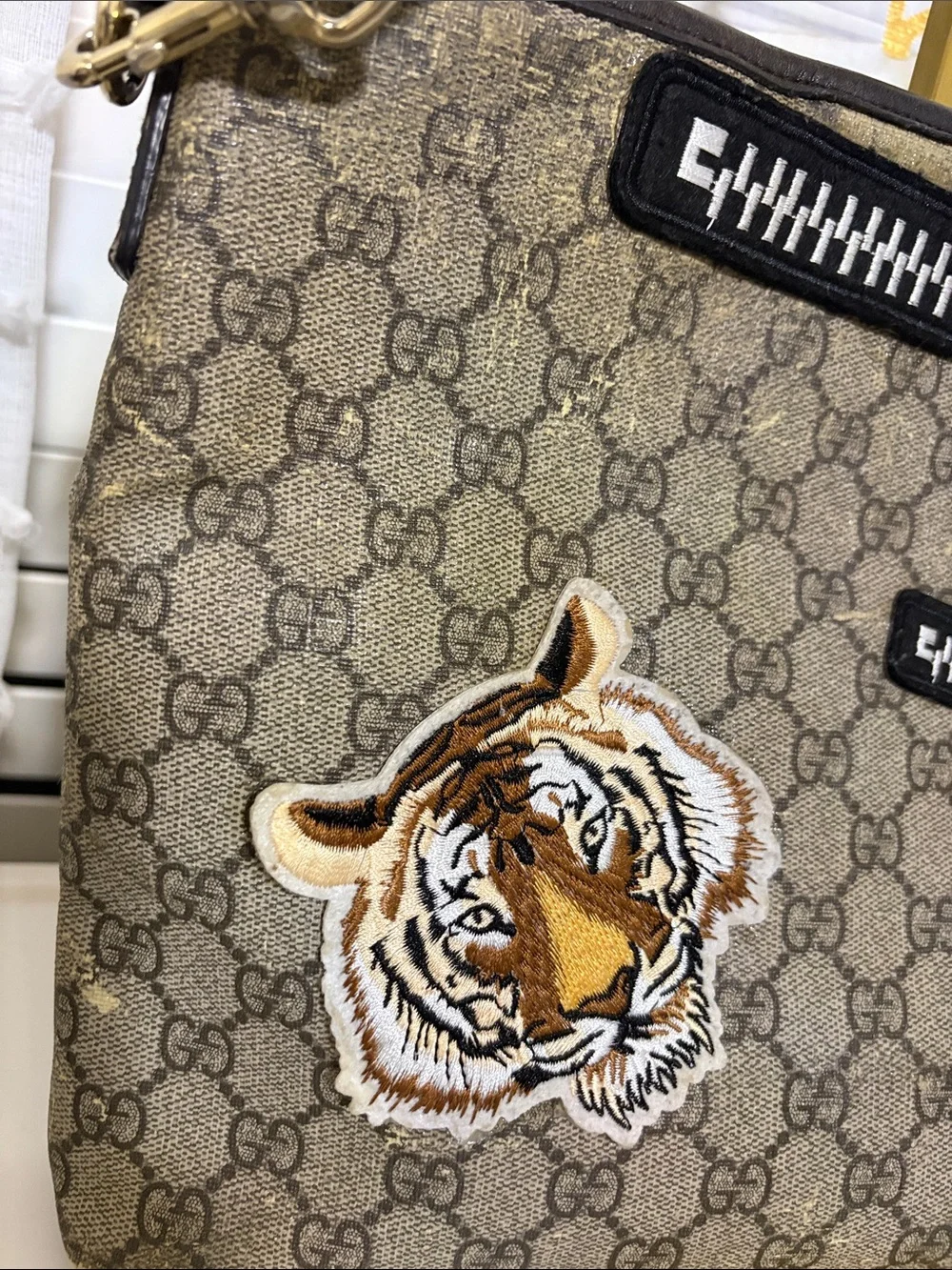 Gucci Brown GG Supreme Canvas Messenger Bag with Tiger Patch